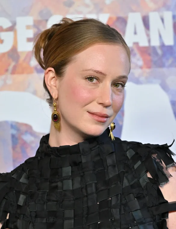 hannah-einbinder-at-the-camp-miasma-la-premiere-in-july-2026-0 hannah einbinder at the camp miasma la premiere in july 2026 0