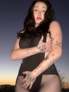 Noah Cyrus Goes Braless in a Daring Thong Bodysuit and Sheer Tights for a Desert Photo Shoot 31 Noah Cyrus Goes Braless in a Daring Thong Bodysuit and Sheer Tights for a Desert Photo Shoot